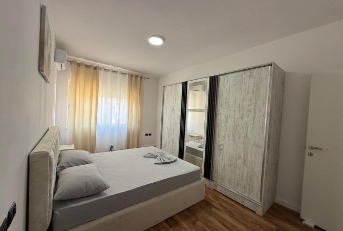 Shtepi me qera Apartament ne Tirane, 1+1, Mobilimi E mobiluar, Pagesa 453  Euro.