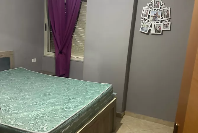 Shtepi ne shitje Apartament ne Tirane, 1+1, Mobilimi E mobiluar, Pagesa 98,033  Euro.