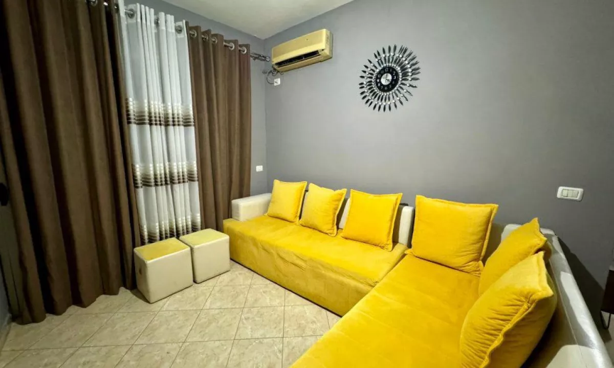 Shtepi ne shitje Apartament ne Tirane, 1+1, Mobilimi E mobiluar, Pagesa 98,033  Euro.