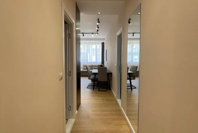 Shtepi ne shitje Apartament ne Tirane, 2+1, Mobilimi E mobiluar, Pagesa 143,077  Euro.