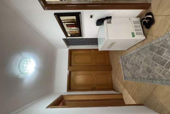 Shtepi ne shitje Apartament ne Tirane, 2+1, Mobilimi E mobiluar, Pagesa 117,009  Euro.