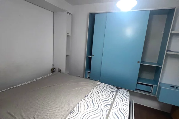 Shitet Super Apartament  garzoniere 55.000€  Medreseja, Rruga Ferit Xhajko , tek Tirana Bank 