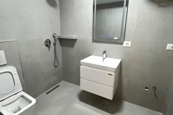 SHITET SUPER APARTAMENT 2+1+BALLKON 118,000€ NË OXHAK, RRUGA KONGRESI I MANASTIRIT, TIRANE 