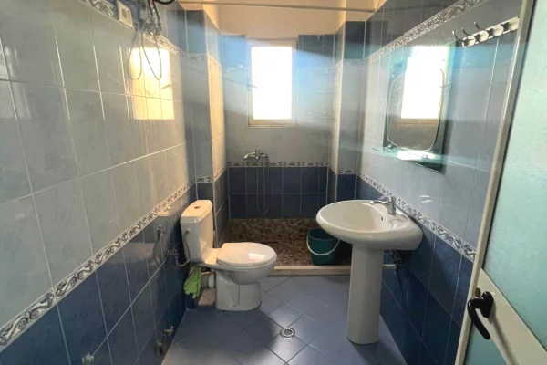 SHITET APARTAMENT 1+1+BALLKON 75 Milion Lek  NË FRESK, AFËR PALLATIT 