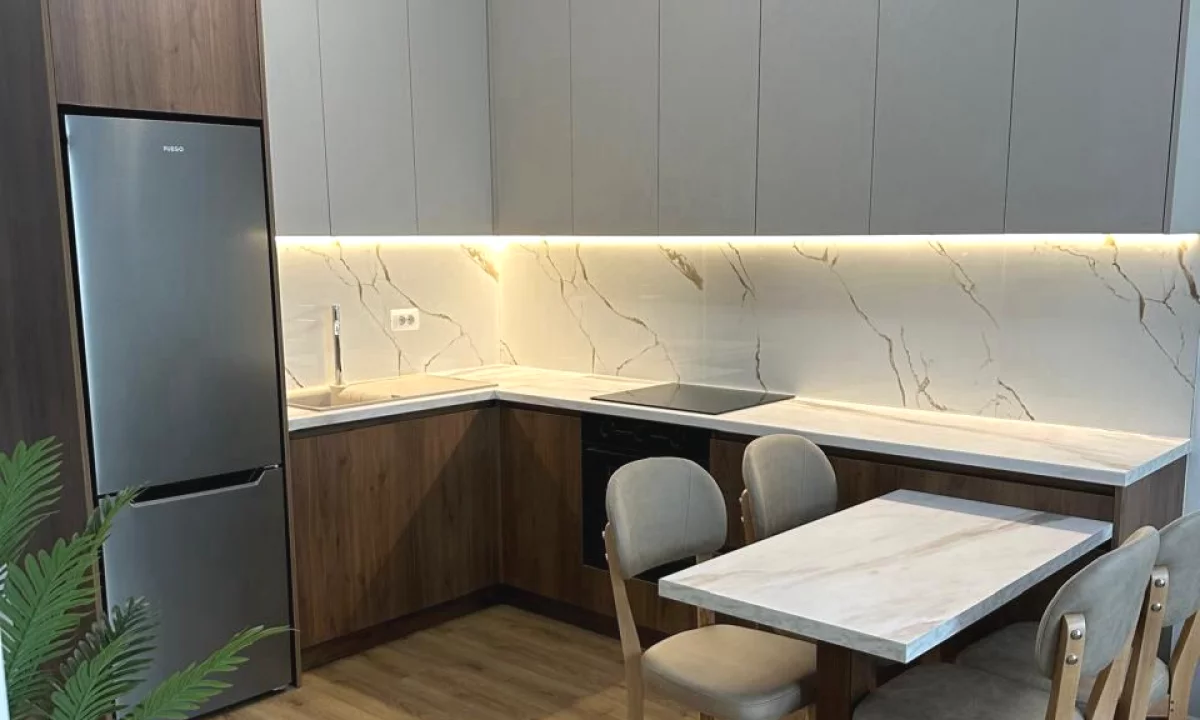 Shtepi me qera Apartament ne Tirane, 2+1, Mobilimi E mobiluar, Pagesa 900  Euro.