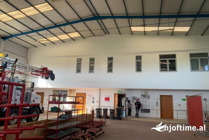 Kapanon 1200 m2 me qera (Fier)