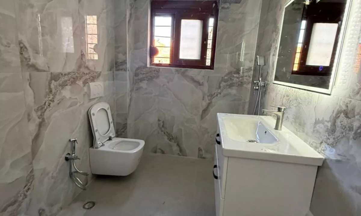 Apartament 2+1 bosh - Vasil Shanto