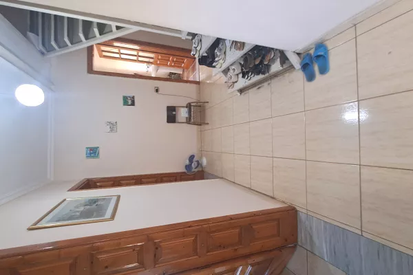 Shtepi ne shitje Duplex(shtepi me 2 kate) ne Tirane, 4+1, Mobilimi E mobiluar, Pagesa 145,000  Euro.