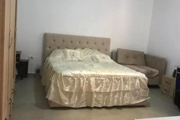 Shtepi ne shitje Shtepi Private ne Tirane, 3+1, Mobilimi E mobiluar, Pagesa 125,000  Euro.