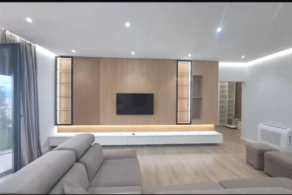 Shtepi ne shitje Apartament ne Tirane, 2+1, Mobilimi E mobiluar, Pagesa 270,000  Euro.