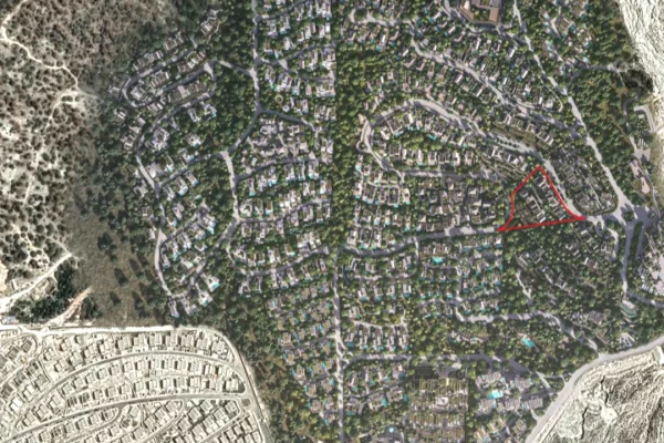 Shtepi ne shitje 1+1 ne Himare - 470,000 Euro