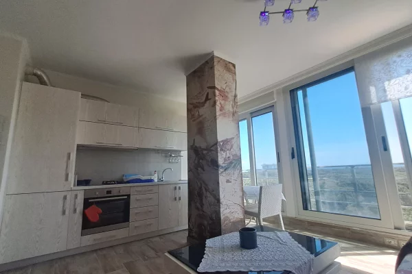 Shtepi ne shitje Apartament ne Durres, 2+1, Mobilimi E mobiluar, Pagesa 140,000  Euro.