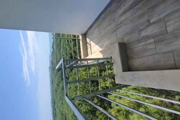 Shtepi ne shitje Apartament ne Durres, 2+1, Mobilimi E mobiluar, Pagesa 140,000  Euro.