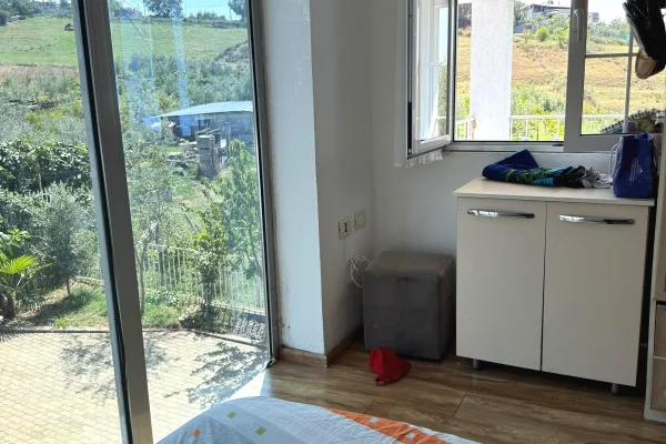 Shtepi ne shitje Shtepi Private ne Tirane, 4+1, Mobilimi E mobiluar, Pagesa 250,000  Euro.