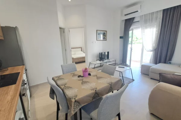 Shtepi ne shitje Apartament ne Durres, 1+1, Mobilimi E mobiluar, Pagesa 85,000  Euro.