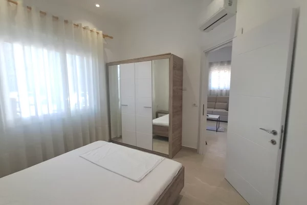 Shtepi ne shitje Apartament ne Durres, 1+1, Mobilimi E mobiluar, Pagesa 85,000  Euro.