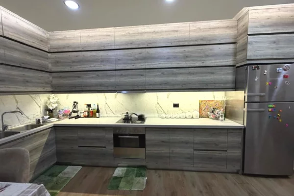 Shtepi ne shitje Apartament ne Tirane, 2+1, Mobilimi E mobiluar, Pagesa 335,000  Euro.