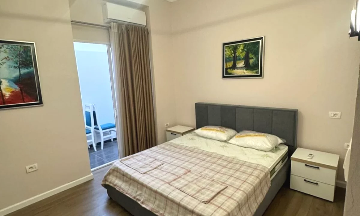 Appartamento in vendita a Tirana 1+1, Arredato