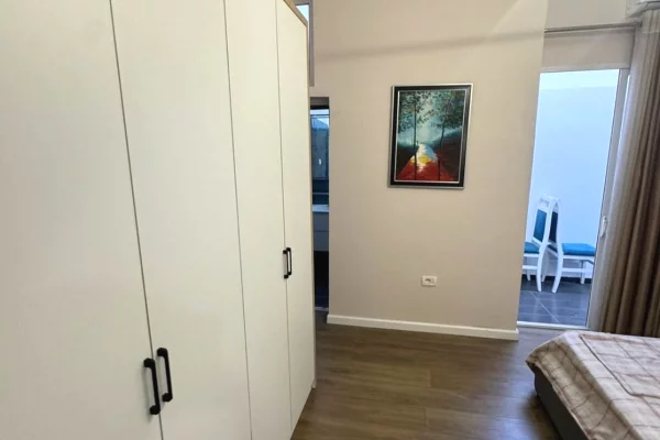 Appartamento in vendita a Tirana 1+1, Arredato