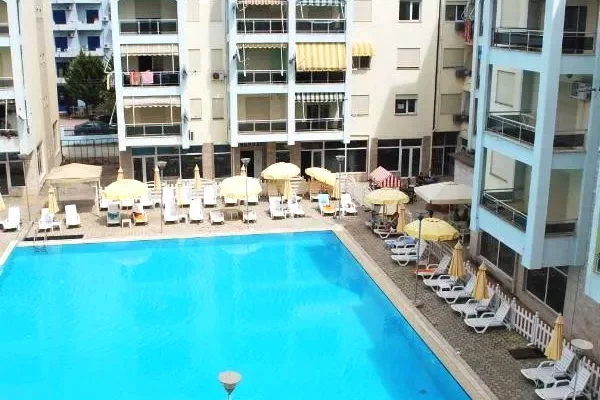 Shtepi ne shitje Apartament ne Durres, Garsoniere, Mobilimi E mobiluar, Pagesa 50,000  Euro.