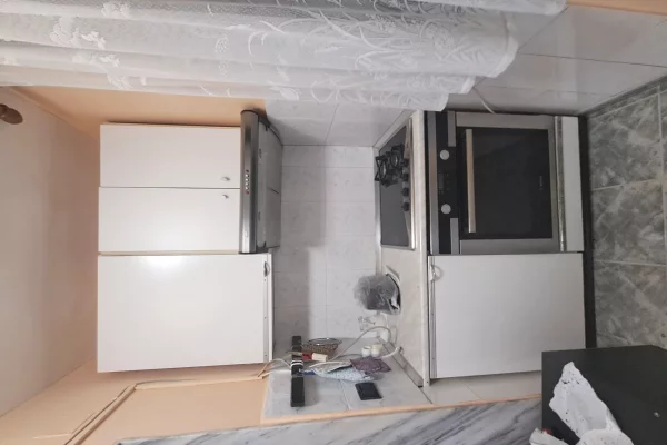 Shtepi me qera Apartament ne Tirane, 2+1, Mobilimi E mobiluar, Pagesa 550  Euro.
