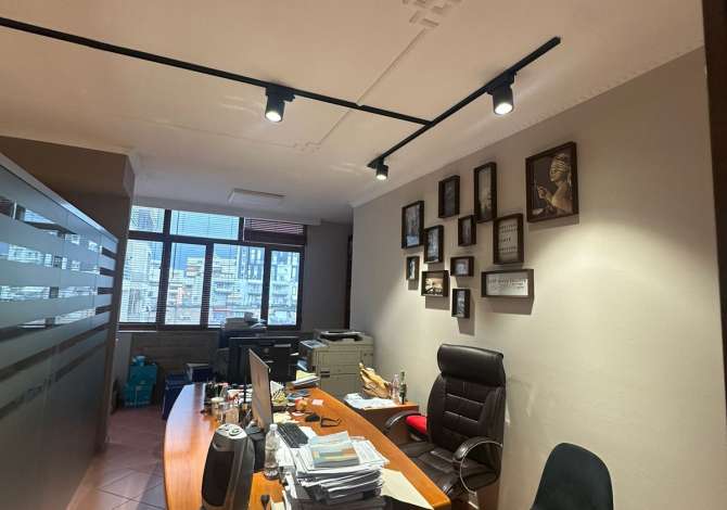Ambient biznesi me qera 3+1 ne Tirane - 600 Euro