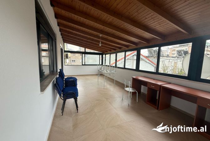 Jepet zyre me qira ne Bllok