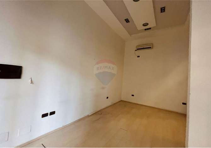 Ambient biznesi me qera 1+1 ne Tirane - 450 Euro