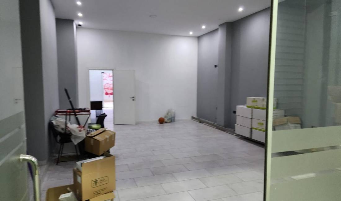 Ambjent me qera Rr.Dibres 120 m2