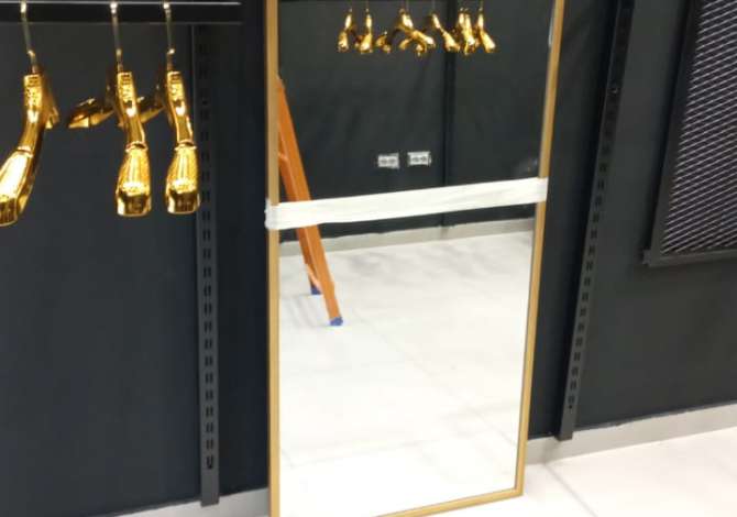 Pajisje biznesi ne shitje ne Tirane - 1,000 Leke