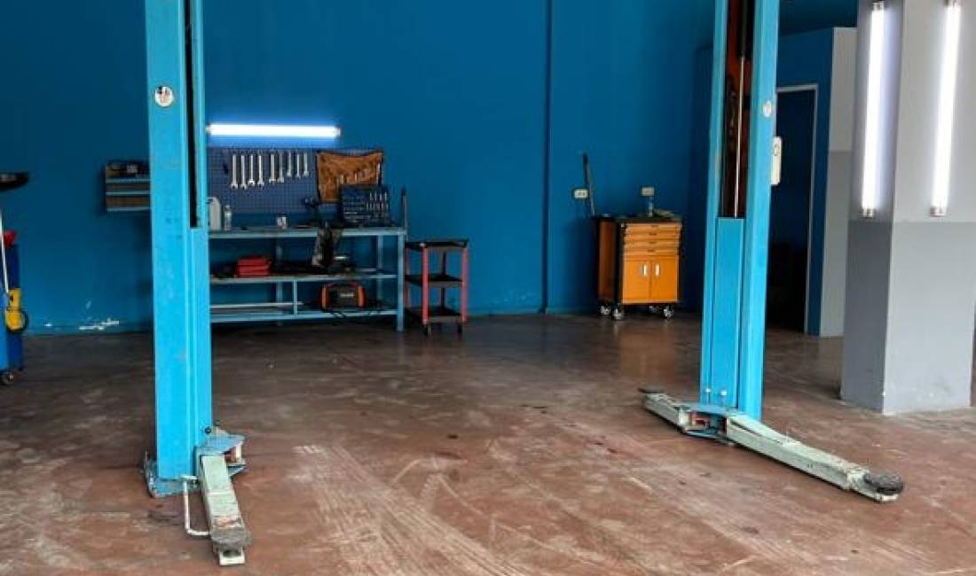 Shitet ure per servis makinash