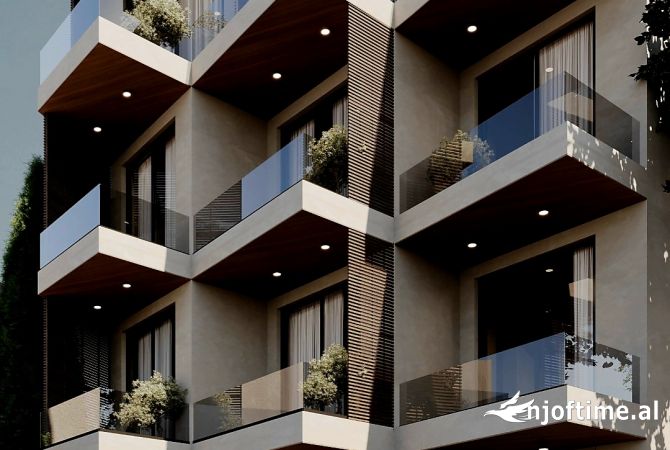 Ambiente Commerciale in Vendita 5+1 a Santa Quaranta - 1,690,000 Euro