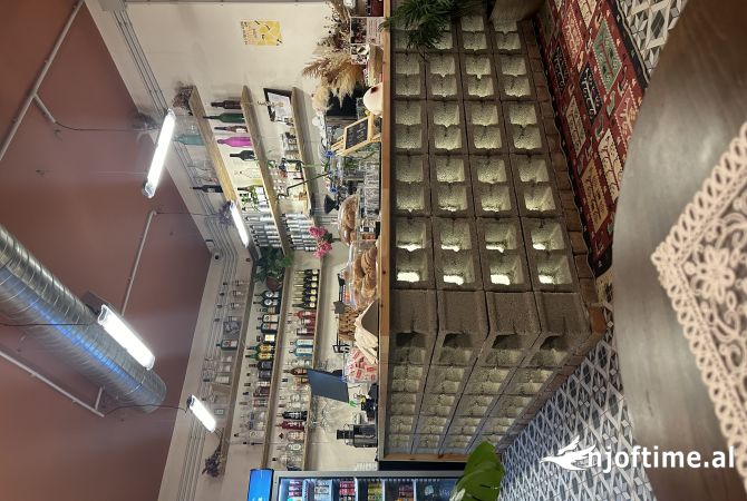 Njoftime Pune ne Tirane, Profesioni Banakiere , Me eksperience, Pagesa 50,000  Leke.