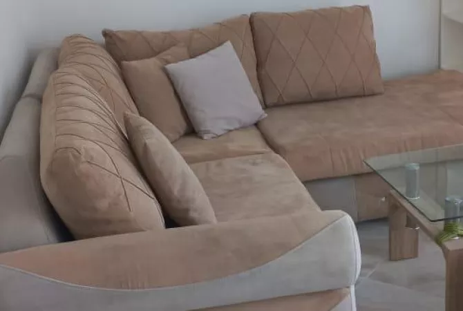 Shtepi me qera Apartament ne Tirane, 1+1, Mobilimi E mobiluar, Pagesa 370  Euro.