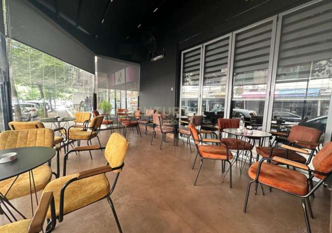 JEPET ME QERA AMBIENT DUPLEX TEK KOMUNA E PARISIT