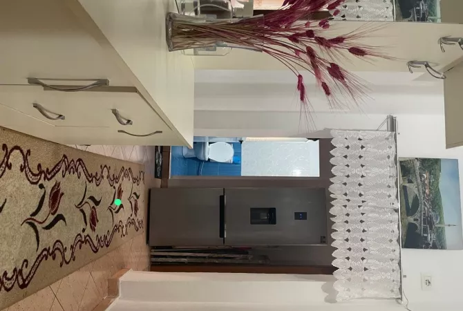 Shtepi me qera 2+1 ne Tirane - 42,000 Leke