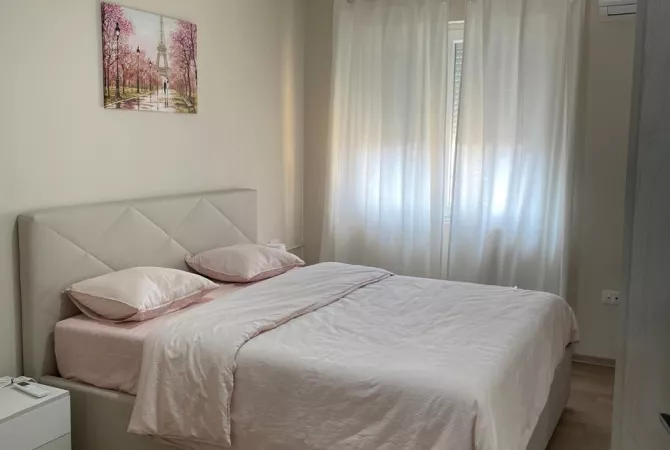Shtepi me qera 2+1 ne Tirane - 500 Euro