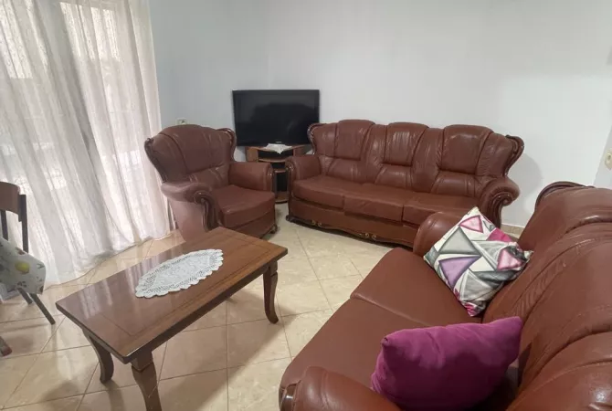 Ish Porcelani, Perballe UET