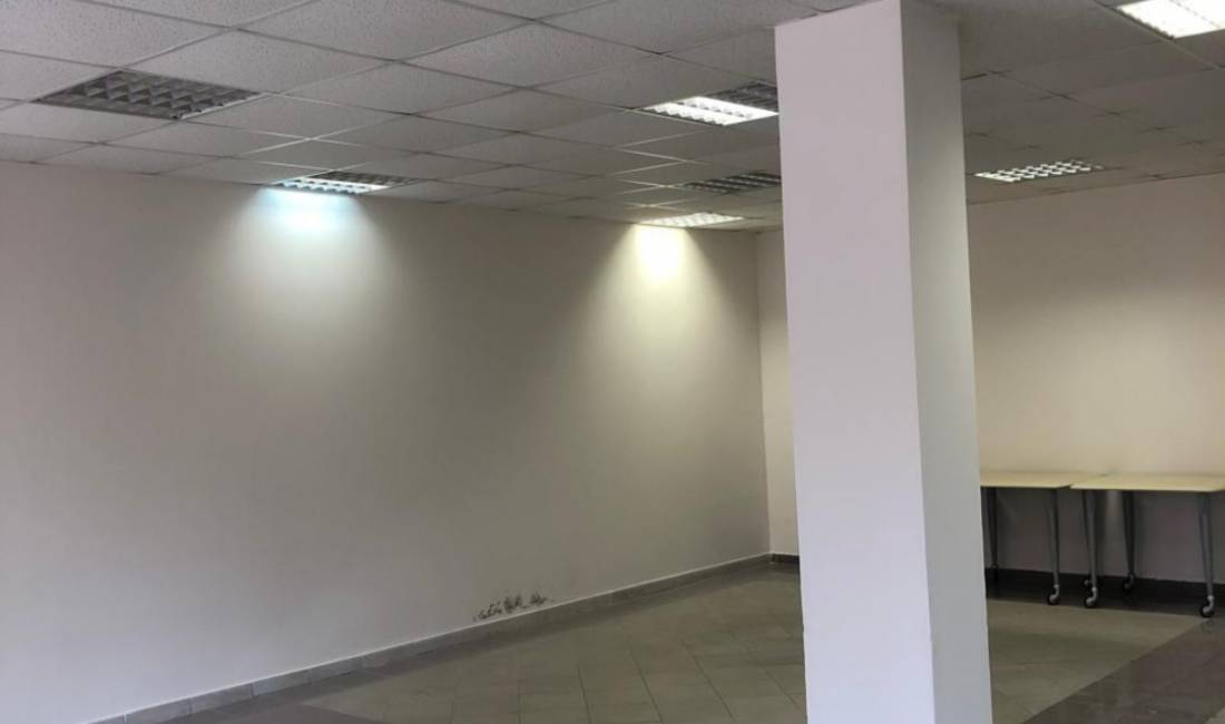 Jepet me qira Ambient per biznes