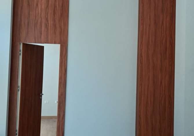 Ambient biznesi me qera 1+1 ne Tirane - 1,000 Euro