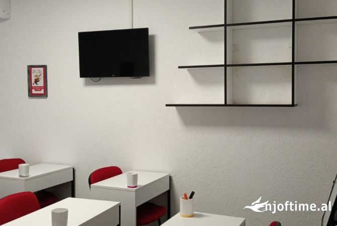  Ambient Biznesi,per qera, 21 Dhjetori , Tirane