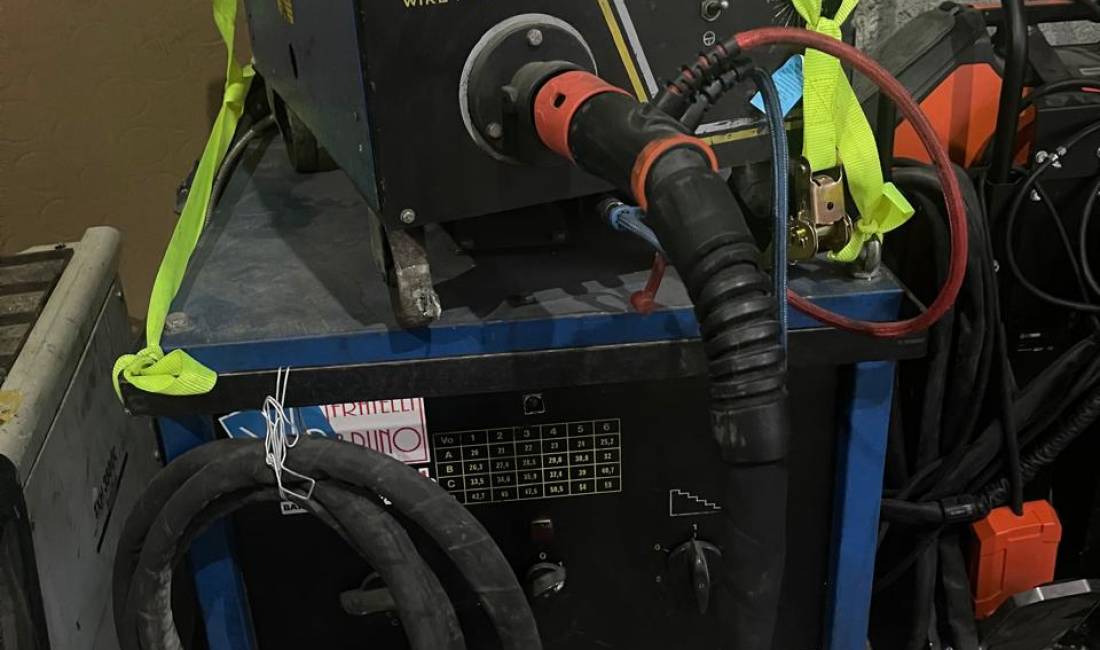  Shitet Saldatrice Valfo Mig 500 per 2800 euro 