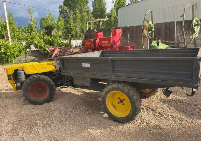 Pajisje biznesi ne shitje ne Lezhe - 2,800 Euro