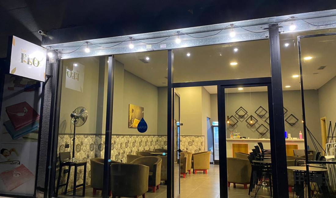 Jepet ambient lokali, Yzberisht