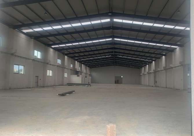 Ambient biznesi me qera 4+1 ne Tirane - 7,000 Euro