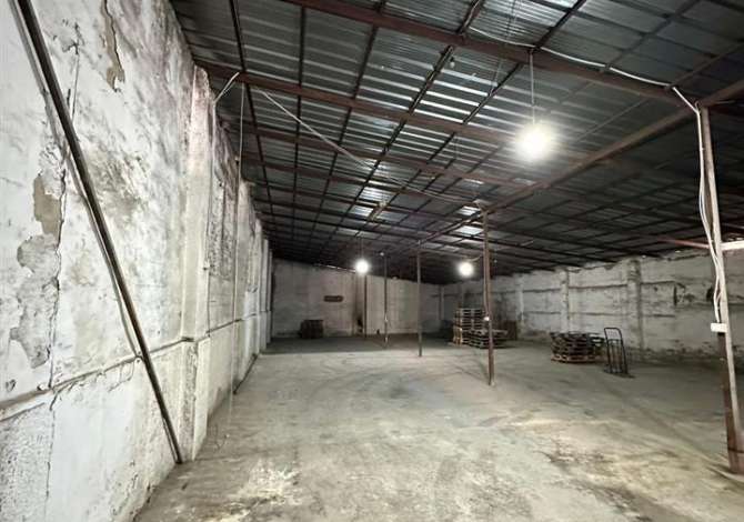 Ambient biznesi me qera 4+1 ne Tirane - 1,200 Euro