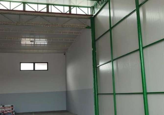 Business Property for Rent 4+1 in Tirana - 1,300 Euro