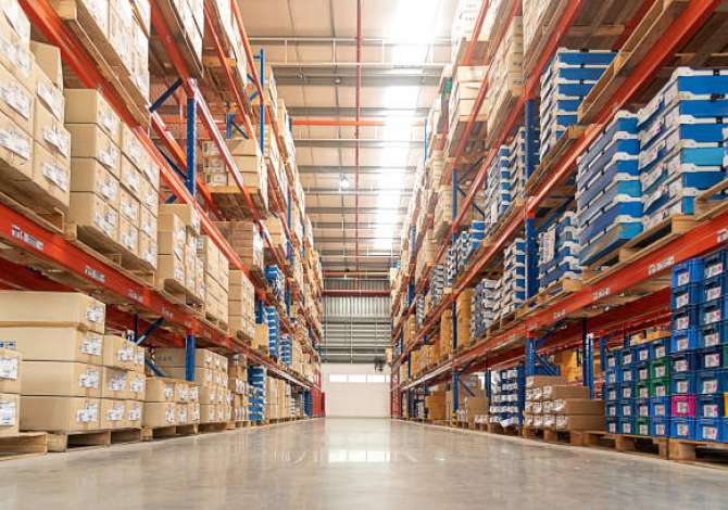 Business Property for Rent 4+1 in Tirana - 5,000 Euro