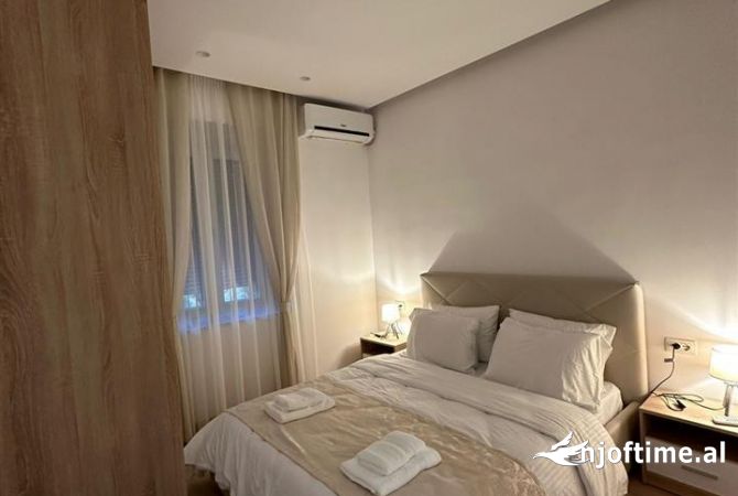 Business Property in Sale 1+1 in Tirana - 80 Euro