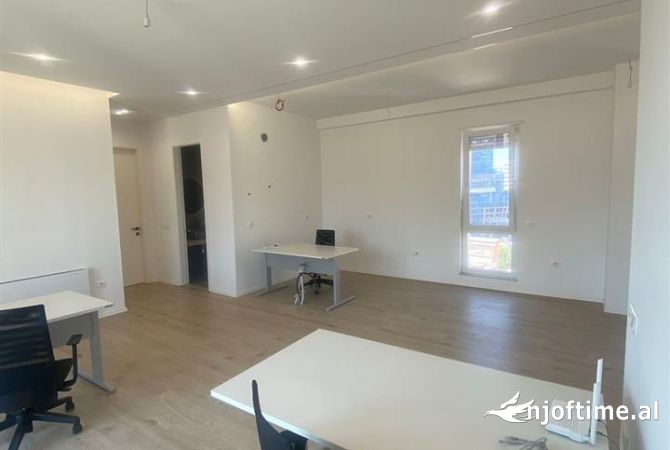 🏡 Jepet Ambient Biznesi per zyra me Qira prane Qendres